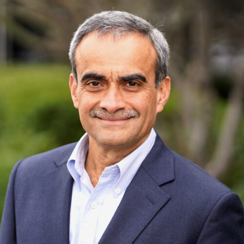 Neil Fernandes headshot